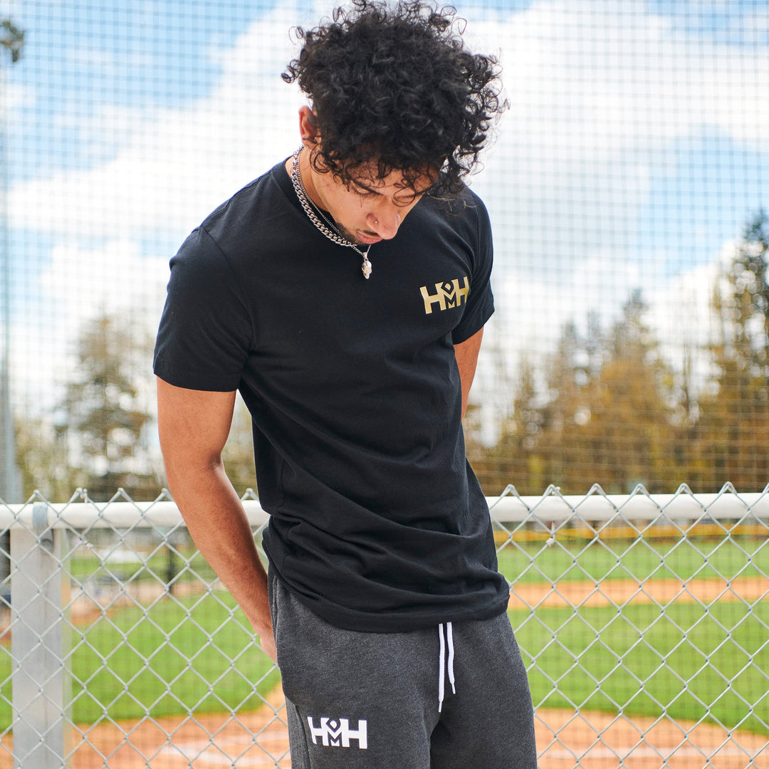 Basic Everyday Logo T-Shirt